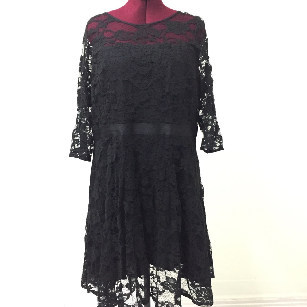 18 BB DAKOTA Black Lace Vintage Cocktail Dress
